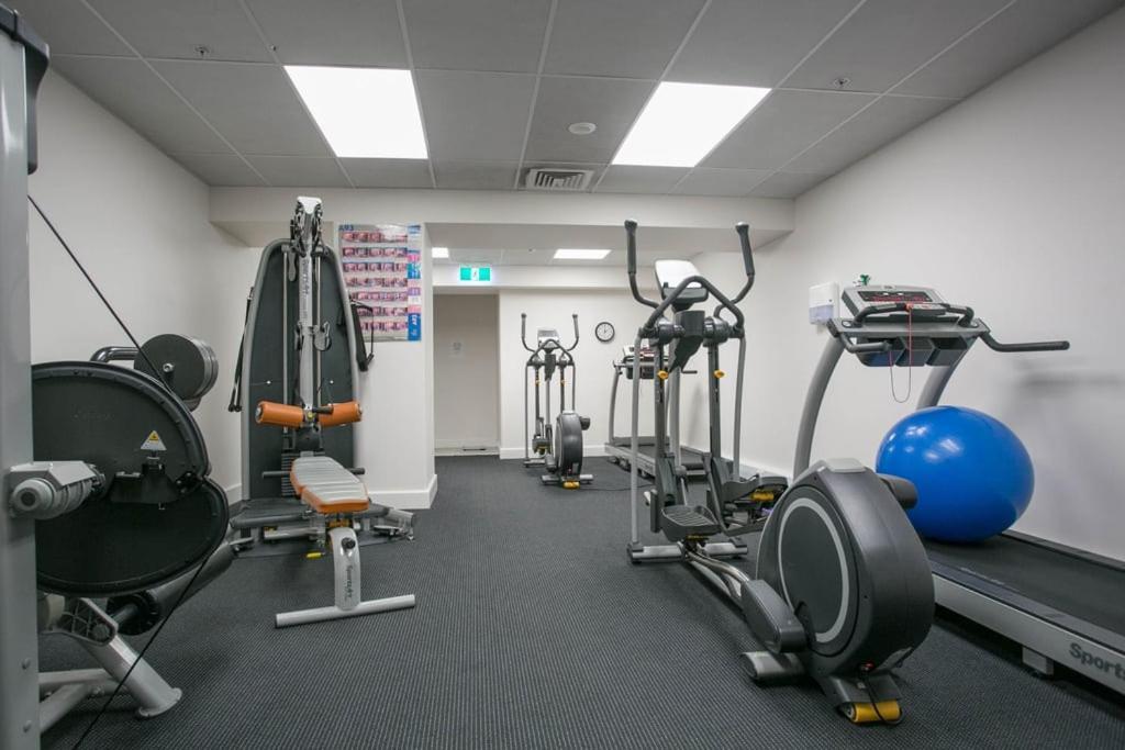 Marvelous Downtown Apartment Moments From Main Beach With Heated Pool, Gym And Parking Mount Maunganui Zewnętrze zdjęcie